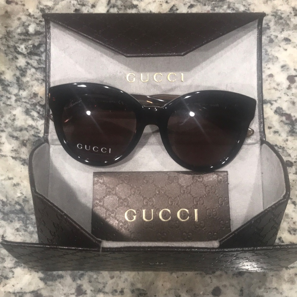 Gucci Dark Havana brown sunglasses - Picture 2 of 8
